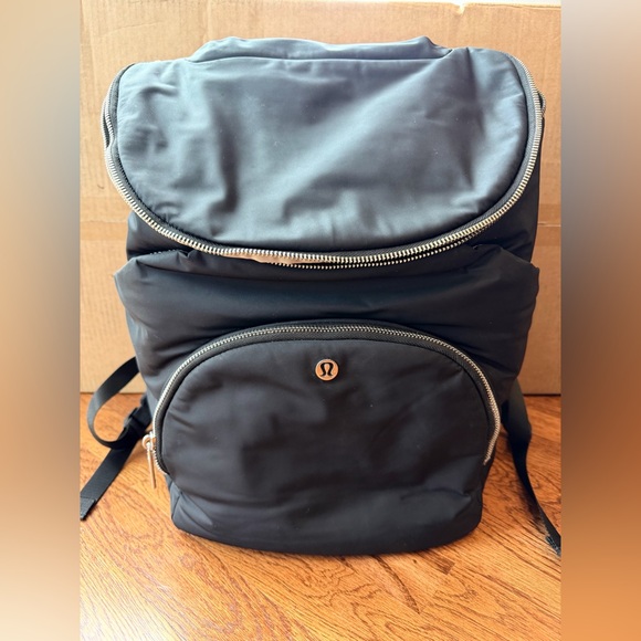 lululemon athletica Black Nylon Parent Backpack/Diaper Bag - Picture 2 of 14